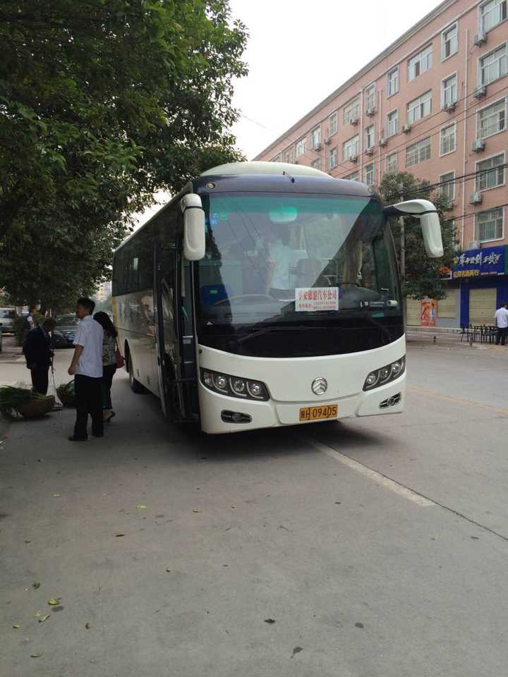 金旅35座